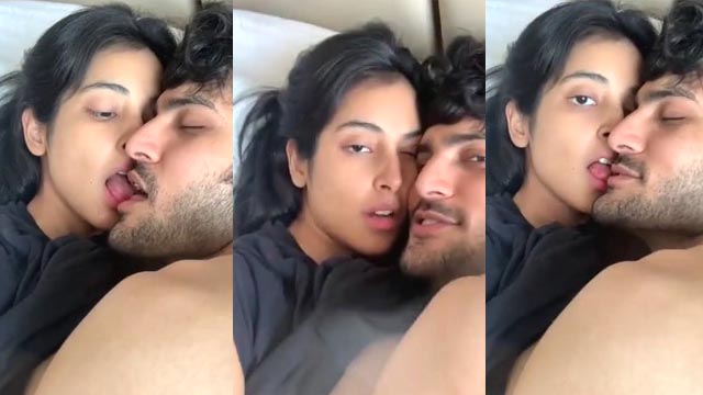 Mumbai Sexy Muslim Couple Hot Romantic Sex In Hotel Room XXX